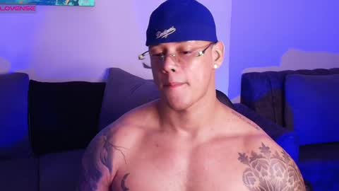 Snapshot of imconor chatting on May 15, 2026, 11:12 pm imconor online show from May 15, 2026, 11:12 pm