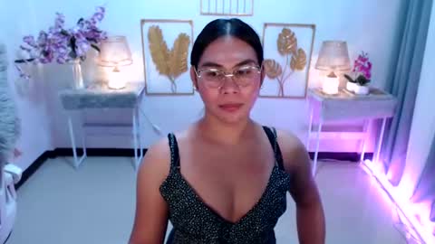 Ashley online show from December 25, 2024, 10:39 am