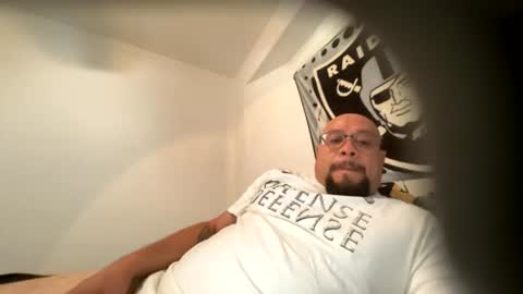 Imhardjames13 online show from July 31, 2026, 4:23 am