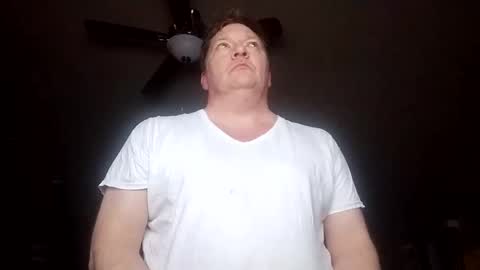 Iminyourroom online show from January 3, 2025, 9:47 am