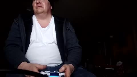 Iminyourroom online show from January 4, 2025, 11:22 am