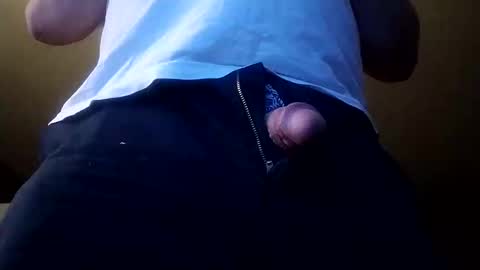 Iminyourroom online show from January 12, 2025, 6:06 am