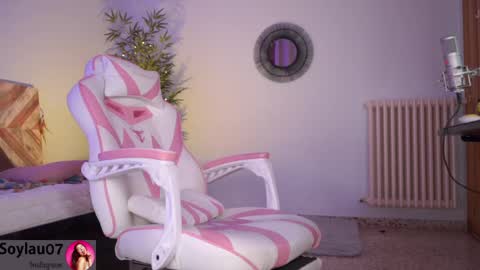 imjess_ online show from February 17, 2025, 2:20 am