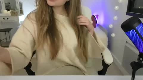 ImKeira online show from January 15, 2025, 7:34 pm