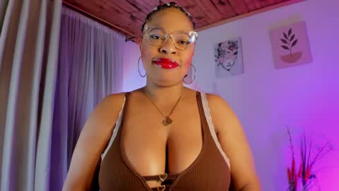 Laurita Aries Guys on April 13th and 14th I will be offline for my birthday I love you very much. online show from May 2, 2026, 12:48 am