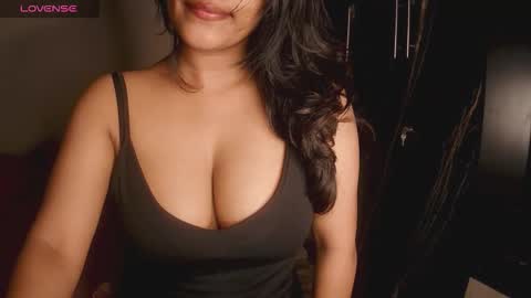 ROSE online show from October 16, 2025, 8:10 pm