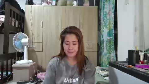 Immaculate02 online show from December 29, 2024, 3:44 am