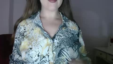 Pola online show from December 16, 2024, 9:41 pm