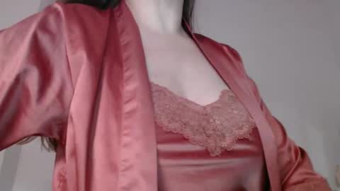 Pola online show from February 6, 2025, 10:21 pm