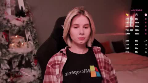 Mia online show from December 20, 2025, 9:38 am