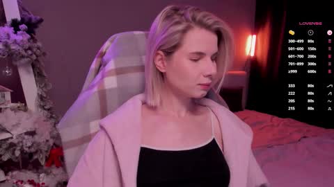 Mia online show from January 11, 2026, 10:42 am