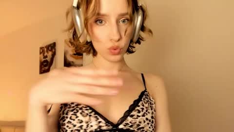 my name Imo  Fansly  online show from March 26, 2026, 3:17 pm