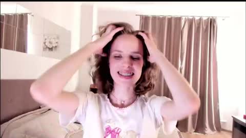 Snapshot of imogensy chatting on July 22, 2026, 2:31 pm my name Imo Fansly online show from July 22, 2026, 2:31 pm