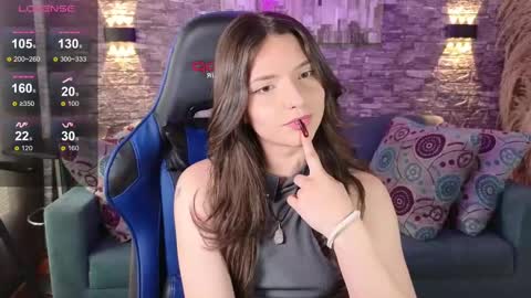 Karen  online show from September 17, 2025, 7:37 pm