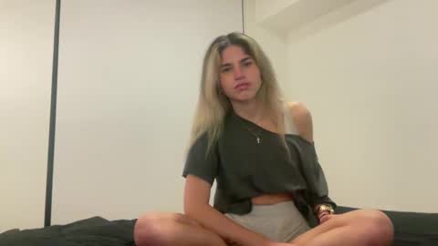 RUBYY 3 online show from February 22, 2025, 2:17 am