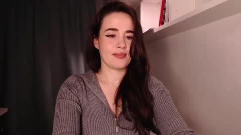 Lin online show from September 24, 2025, 8:23 pm