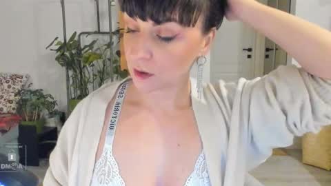 Ina Kush online show from March 12, 2025, 1:25 am