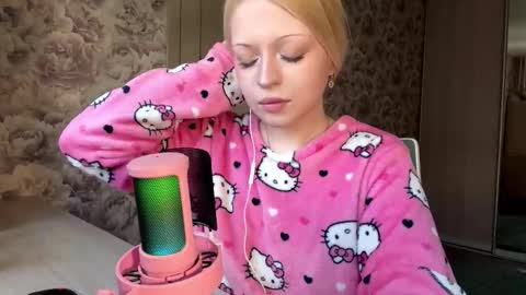 Lola online show from March 21, 2026, 10:42 am