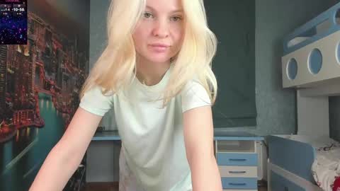 Masha online show from April 27, 2026, 7:56 pm