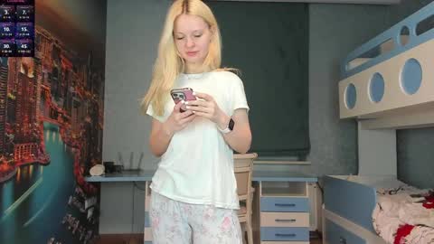 Masha online show from May 10, 2026, 7:41 pm