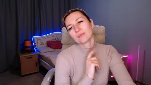 incredible_ariela online show from December 11, 2024, 12:12 pm