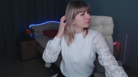 incredible_ariela online show from December 18, 2024, 10:51 am