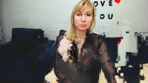 incredible_ariela online show from March 23, 2026, 10:41 am