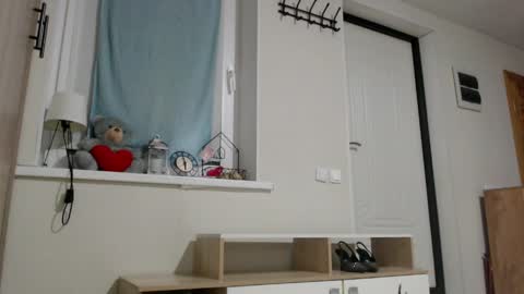 Snapshot of increible_della chatting on April 30, 2026, 9:19 pm Della online show from April 30, 2026, 9:19 pm