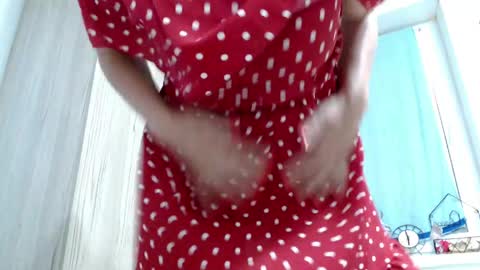 Snapshot of increible_della chatting on May 25, 2026, 5:19 pm Della online show from May 25, 2026, 5:19 pm