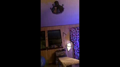 indegeniouscreature online show from April 4, 2026, 7:28 am