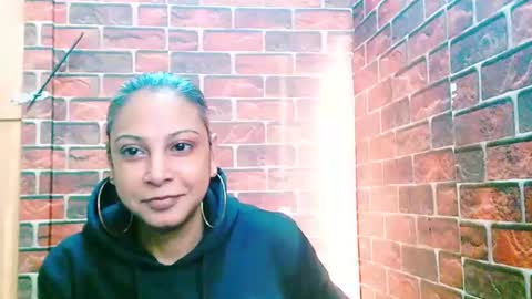Snapshot of indian_spice_girl chatting on July 23, 2026, 6:22 am indian_spice_girl online show from July 23, 2026, 6:22 am