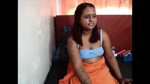 Snapshot of indian_sunshine chatting on May 29, 2026, 7:17 am indian_sunshine online show from May 29, 2026, 7:17 am
