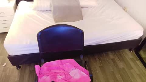 indian_whore18 online show from March 21, 2026, 8:19 am