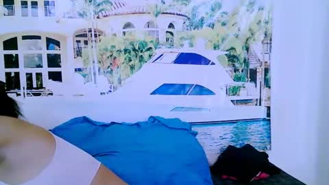 Snapshot of indianallure chatting on January 18, 2025, 9:56 am Femiez online show from January 18, 2025, 9:56 am