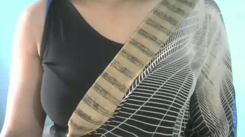 Snapshot of indiananu23 chatting on December 25, 2024, 9:02 am indiananu23 online show from December 25, 2024, 9:02 am