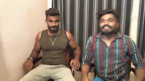 Snapshot of indianbull2023 chatting on May 25, 2026, 1:17 pm indian slim boy with big for u online show from May 25, 2026, 1:17 pm