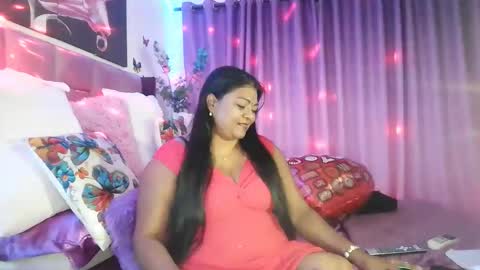 Snapshot of indiandelia chatting on February 13, 2025, 9:38 pm indiandelia online show from February 13, 2025, 9:38 pm