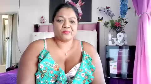 Snapshot of indiandelia chatting on March 9, 2025, 2:43 pm indiandelia online show from March 9, 2025, 2:43 pm