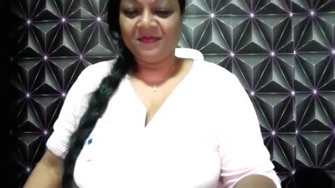 Snapshot of indiandelia chatting on September 12, 2025, 3:39 am indiandelia online show from September 12, 2025, 3:39 am