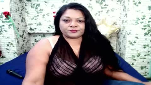 Snapshot of indiandelia chatting on October 1, 2025, 7:47 am indiandelia online show from October 1, 2025, 7:47 am