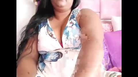 Snapshot of indiandelia chatting on October 5, 2025, 11:19 am indiandelia online show from October 5, 2025, 11:19 am