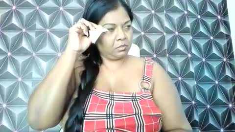 Snapshot of indiandelia chatting on December 23, 2025, 3:59 am indiandelia online show from December 23, 2025, 3:59 am