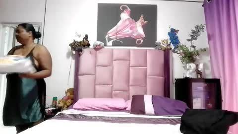 Snapshot of indiandelia chatting on January 14, 2026, 3:12 am indiandelia online show from January 14, 2026, 3:12 am