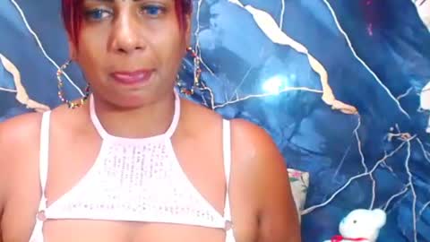 indianerotica4u online show from April 21, 2026, 2:51 am