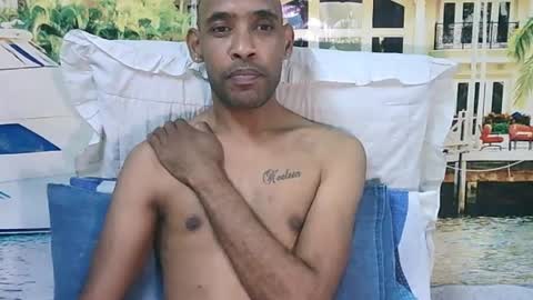 Snapshot of indianmagicmike69 chatting on July 20, 2026, 10:39 am indianmagicmike69 online show from July 20, 2026, 10:39 am