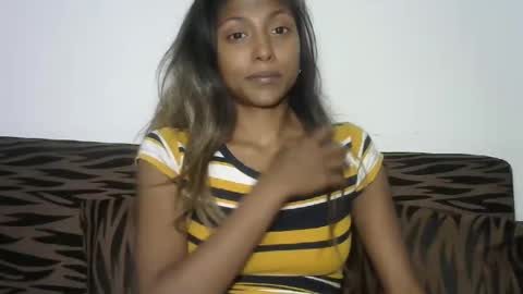 indianqtpie6 online show from December 3, 2024, 6:49 pm