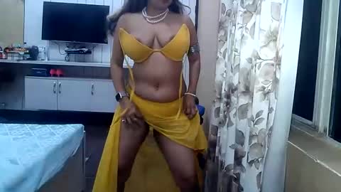 Radha online show from March 6, 2025, 5:54 pm