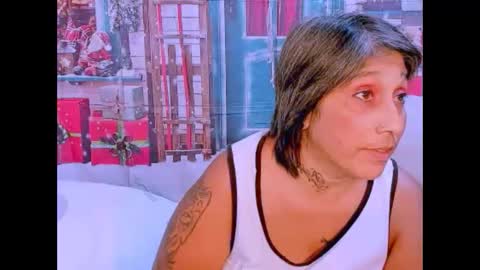 indianroxy27 online show from December 2, 2025, 7:03 am