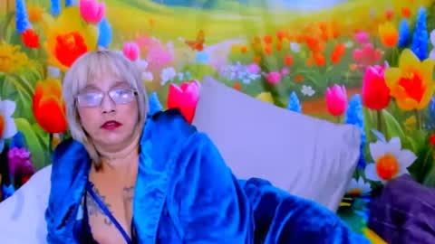indianroxy27 online show from July 7, 2026, 7:29 pm
