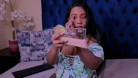 indiansapphirex online show from November 4, 2025, 4:22 am